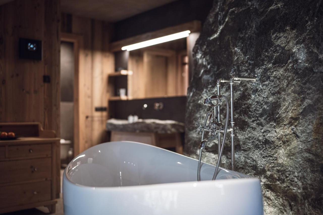 Amus Chalets Dolomites - Luxury Chalets South Tyrol Anterselva di Mezzo Buitenkant foto