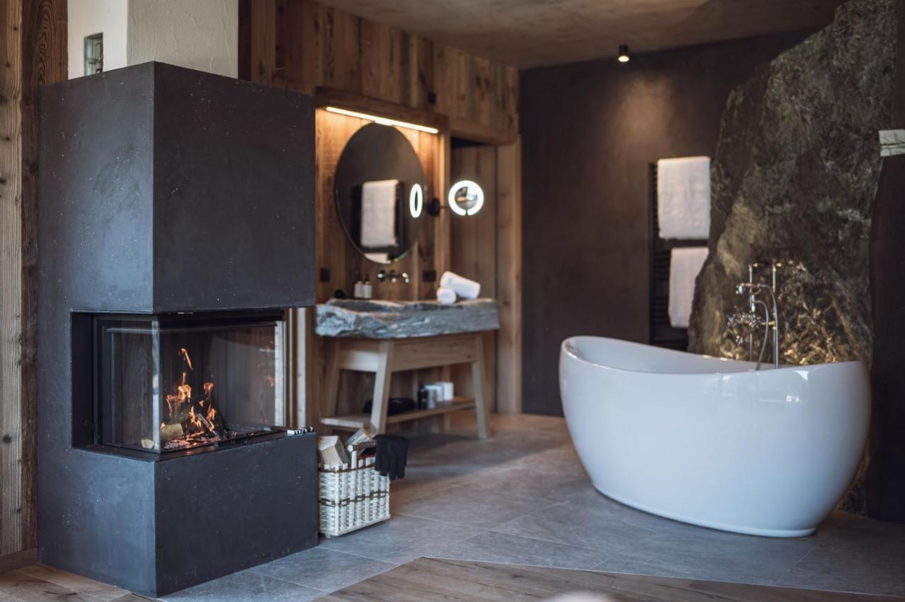 Amus Chalets Dolomites - Luxury Chalets South Tyrol Anterselva di Mezzo Buitenkant foto
