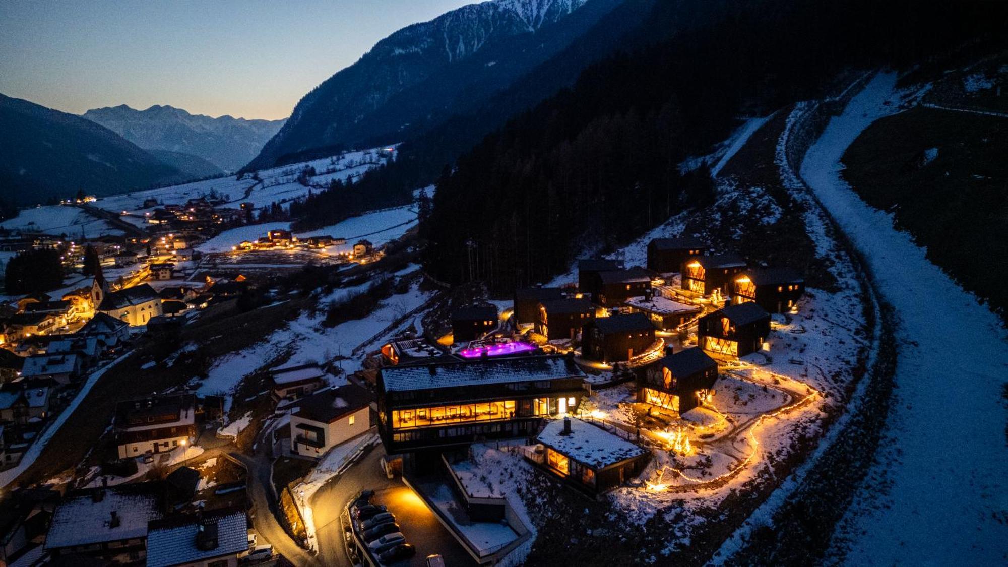 Amus Chalets Dolomites - Luxury Chalets South Tyrol Anterselva di Mezzo Buitenkant foto