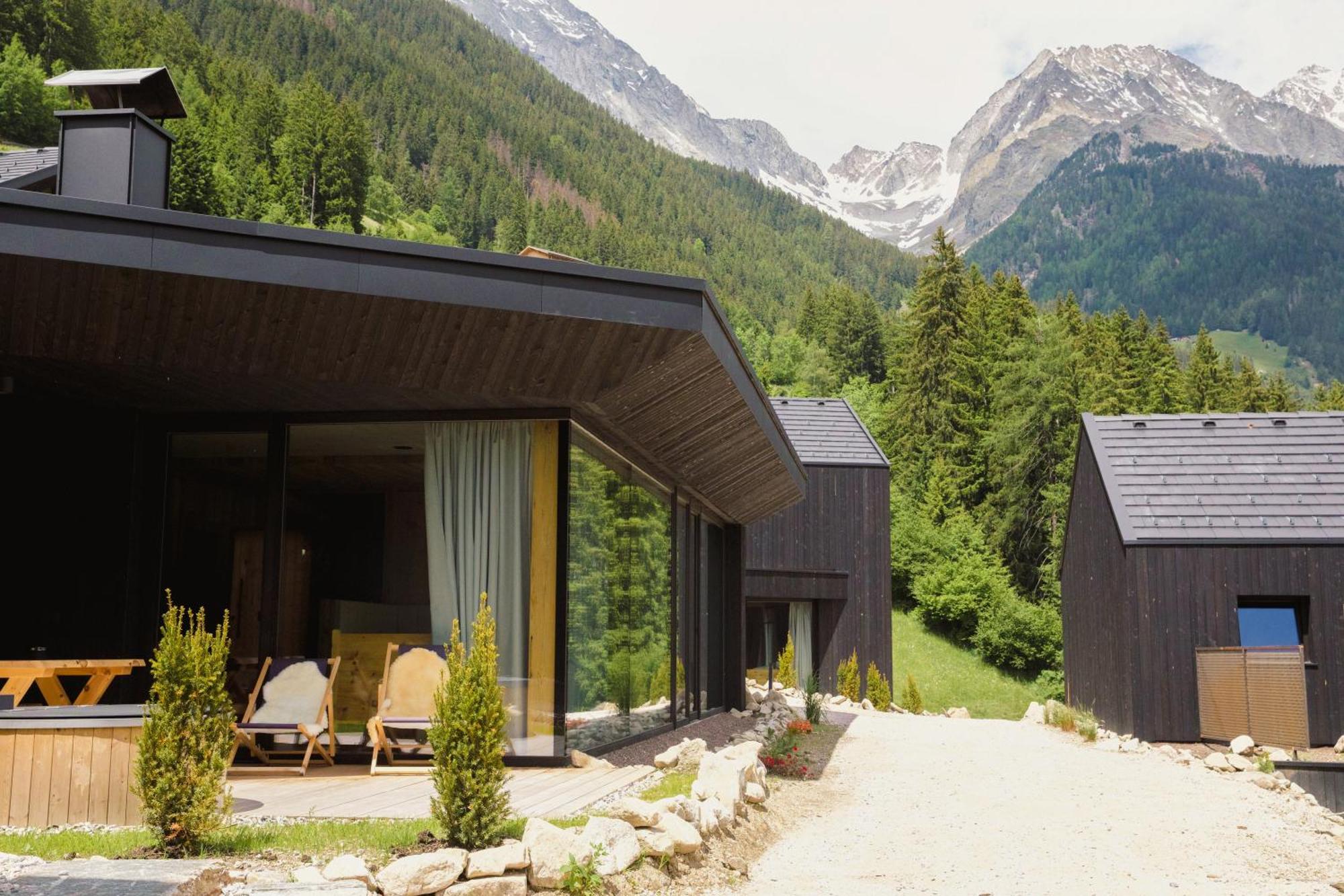 Amus Chalets Dolomites - Luxury Chalets South Tyrol Anterselva di Mezzo Buitenkant foto
